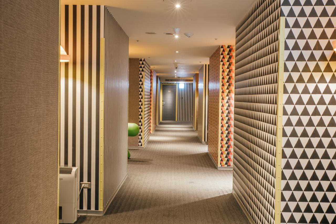 Click Hotel - Ximending Branch Тайпей Екстериор снимка